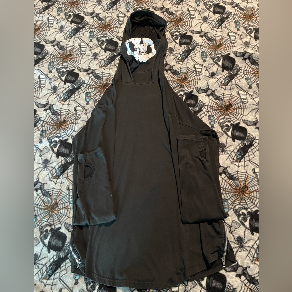 Pull-Over Skull Gym Hoodie